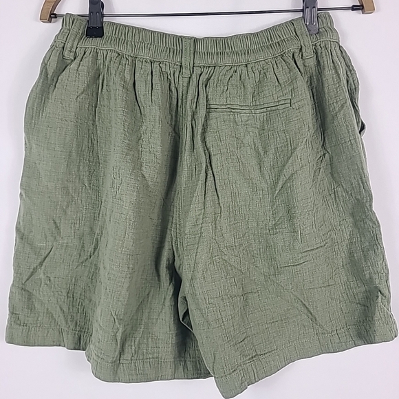 NWT Aerie Women's High Waisted Green Crinkle Gauze Pool To Party Shorts Sz M - Picture 4 of 5